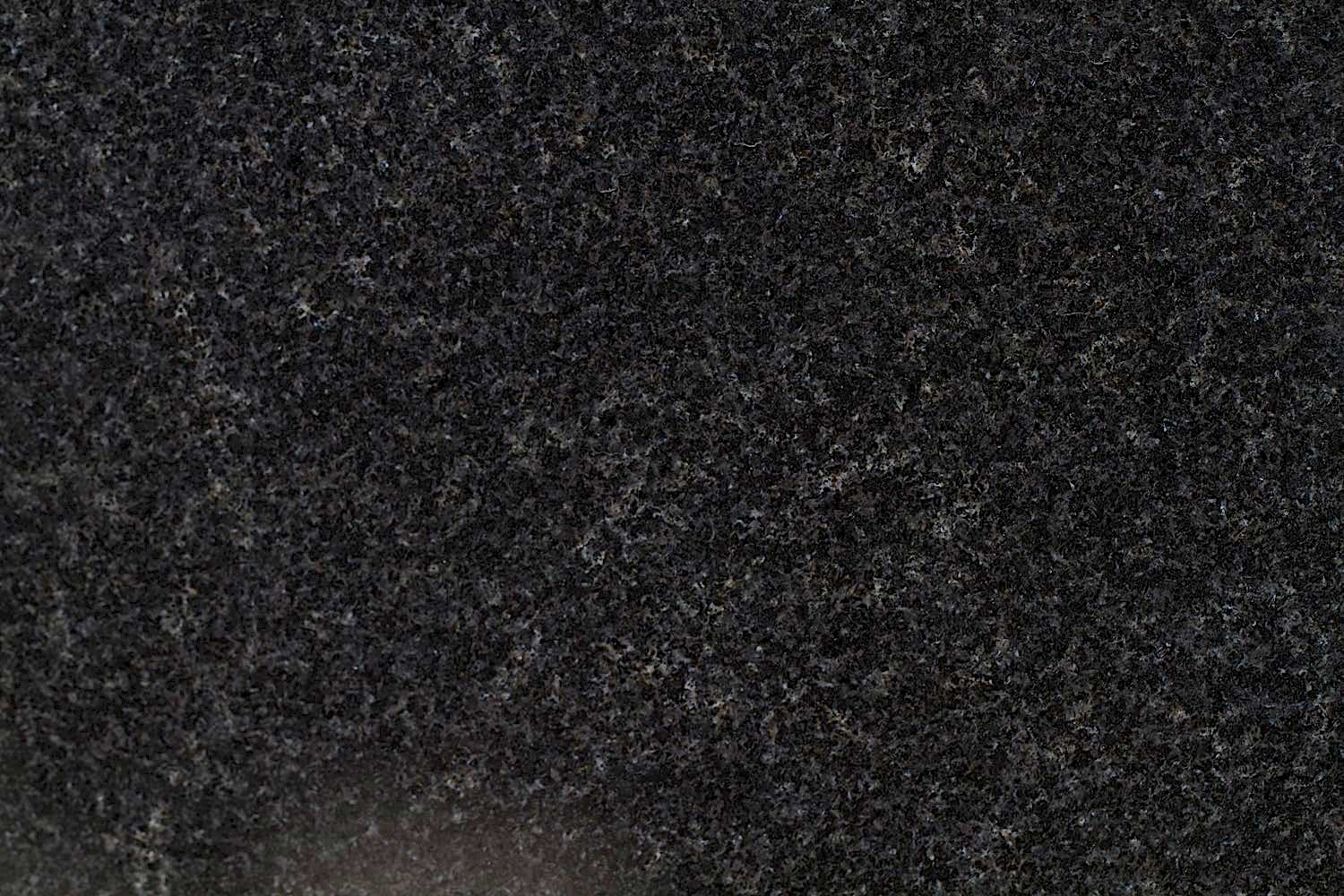 Nova Black