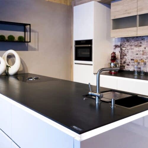 Malm Black Sapienstone Porselen Tezgah Uygulaması (PTU-069)